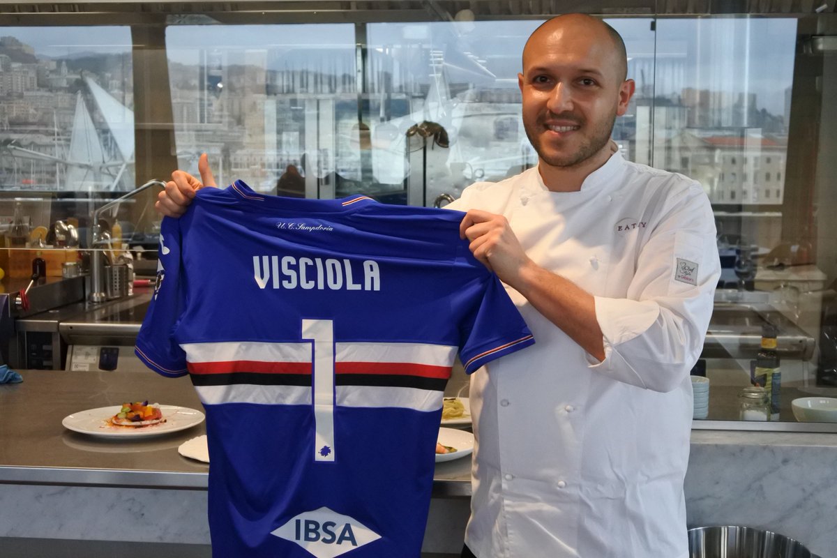sampdoria's tweet photo. 🎥 #SampthingDifferent, lo chef #Visciola: «I miei piatti blucerchiati» ➡️ https://t.co/NZgzop9IRe https://t.co/YmS5EUMHzp