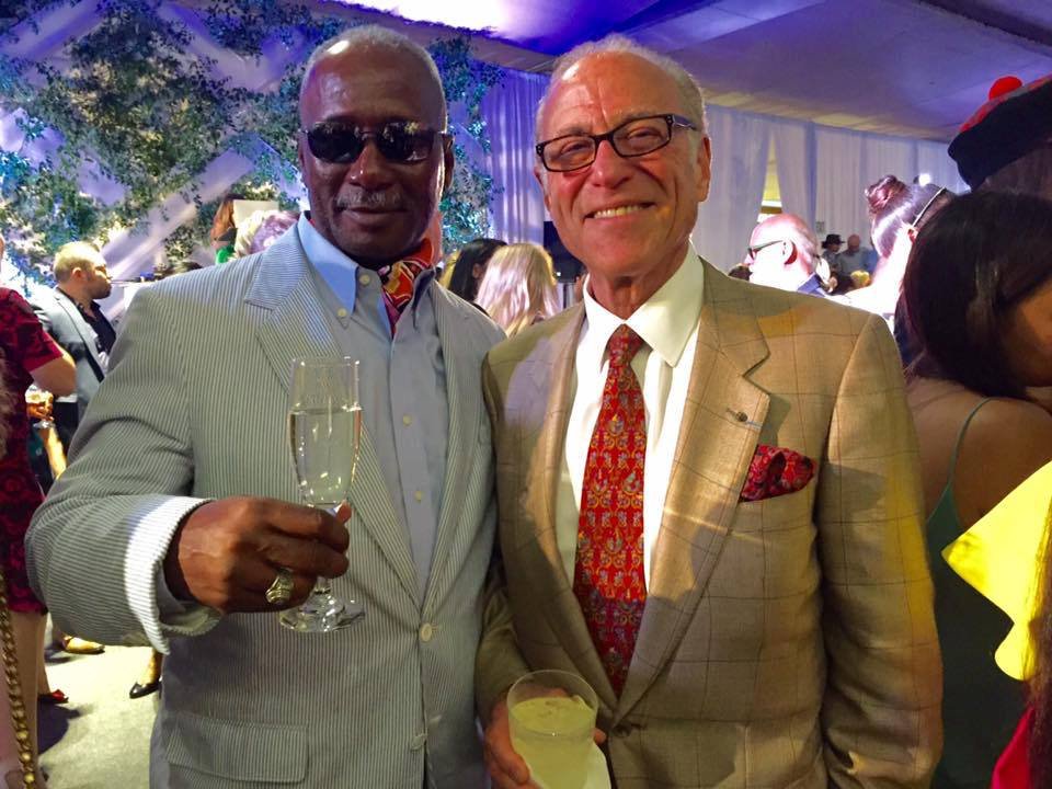 BarronsMedicalJ's tweet photo. @MakersMark #AUSTIN #BMJSports #Style #Editorial Our New #Article In Your #SundayStyle Section Listing The 5 Things @neimanmarcus #Austintx Must Do To Graduate To #NeimanMarcus Brands In #MajorMarkets Like #Dallas #Houston #Atlanta The #ATX Is Growing & #Longhorns R Winning It’s Upgrade Time https://t.co/750q3HFYaY