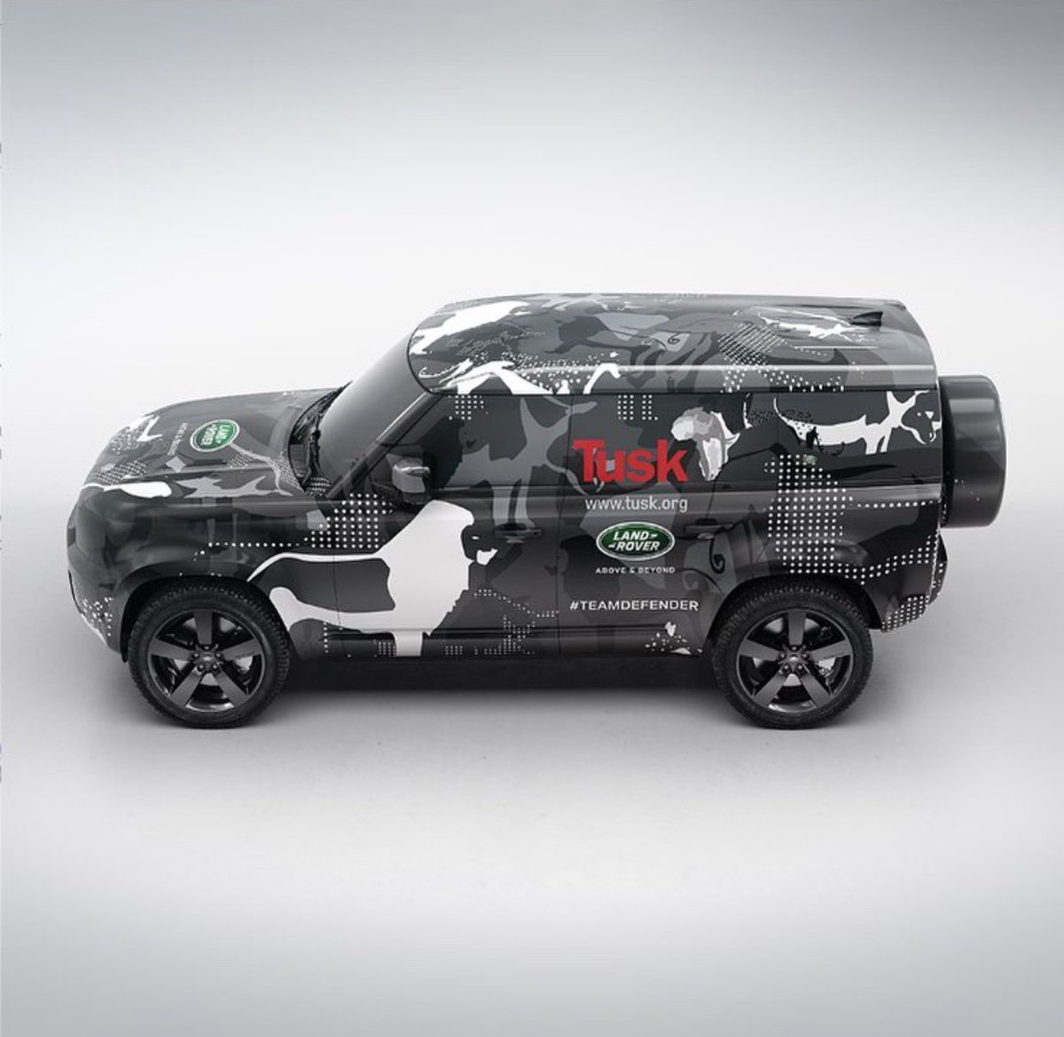 breakdownauto's tweet image. Happy World Land Rover Day! I’ll be celebrating by taking the L322 Range Rover on a beach adventure! 😎

Follow BreakdownAutomotive on Instagram for the full story of today!

instagram.com/breakdownautom…

#landrover #rangerover #landylife