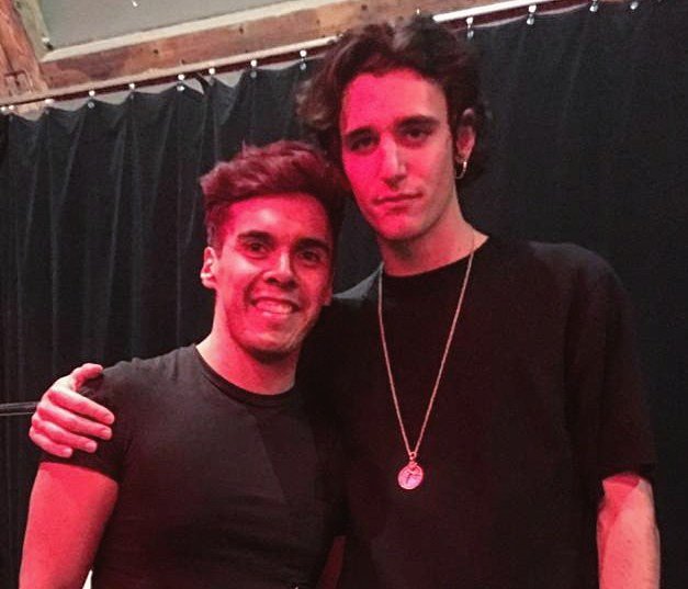 avazquezmx's tweet image. When you meet your favorite artist...@taminoamir