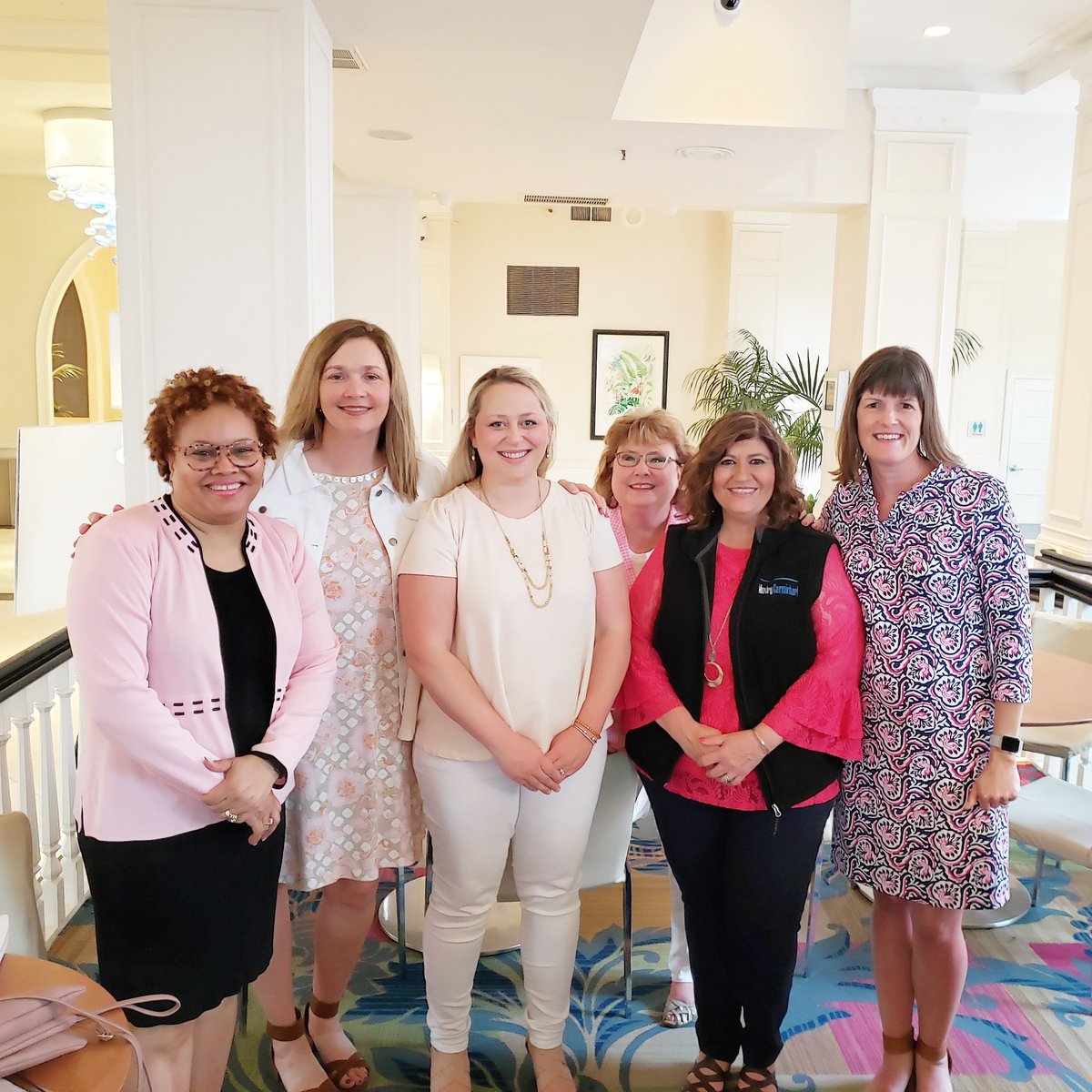 moxcar's tweet photo. Learning, leading and sharing best practices with our Tennessee Public Relations Alliance friends and colleagues from @mpfcomm & @cmgpr at #CAPRSA19. #pinkandwhiteparty #DonCesar #PRpros https://t.co/7NiNrhx1Vz