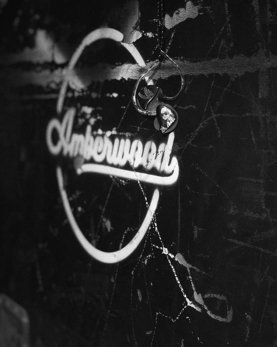 new goods from <a href="/JHAudio/">Jerry Harvey Audio</a> - we’ll be getting good use of em soon ✌🏻👀