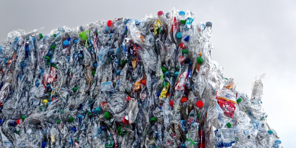 Chinese National Sword - Has this changed Australia's Recycling habits? Rick Ralph unbundles some of the facts around this complex policy decision with Equilibrium's Nick Harford bit.ly/talking-garbol… <a href="/harfonic/">Nicholas Harford</a> @NWRIC1 <a href="/WMRRAus/">WMRR</a> <a href="/shmigel/">Pete Shmigel</a> <a href="/GarthRecovery/">Garth Lamb</a> #recyc,ing #waste