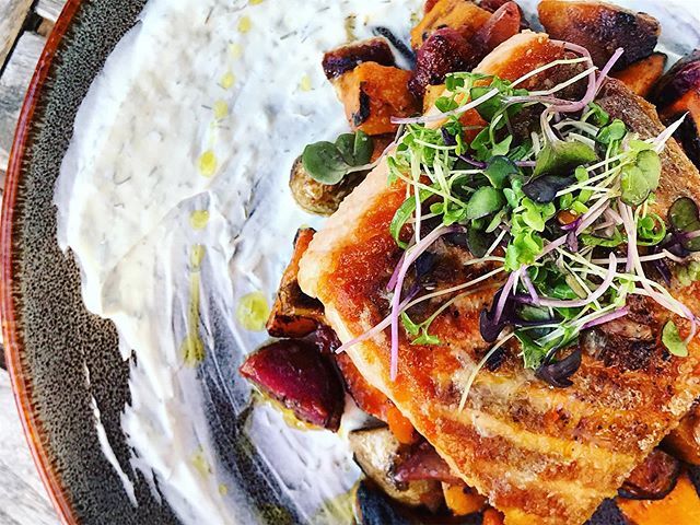 raleighwhatsup's tweet photo. Dinner is served.
Brick Oven Salmon served with tricolor potato, parsnip, carrot + dill labneh @tazzakitchen #raleighfoodpics #919eats #raleighfoodies #tazzakitchenraleigh #tazzakitchen #cvtrendreport #cameronvillageeats #whatsfordinner #shopcameronvill… https://t.co/9tEiSHSYAs https://t.co/Yv1Usnzn2o