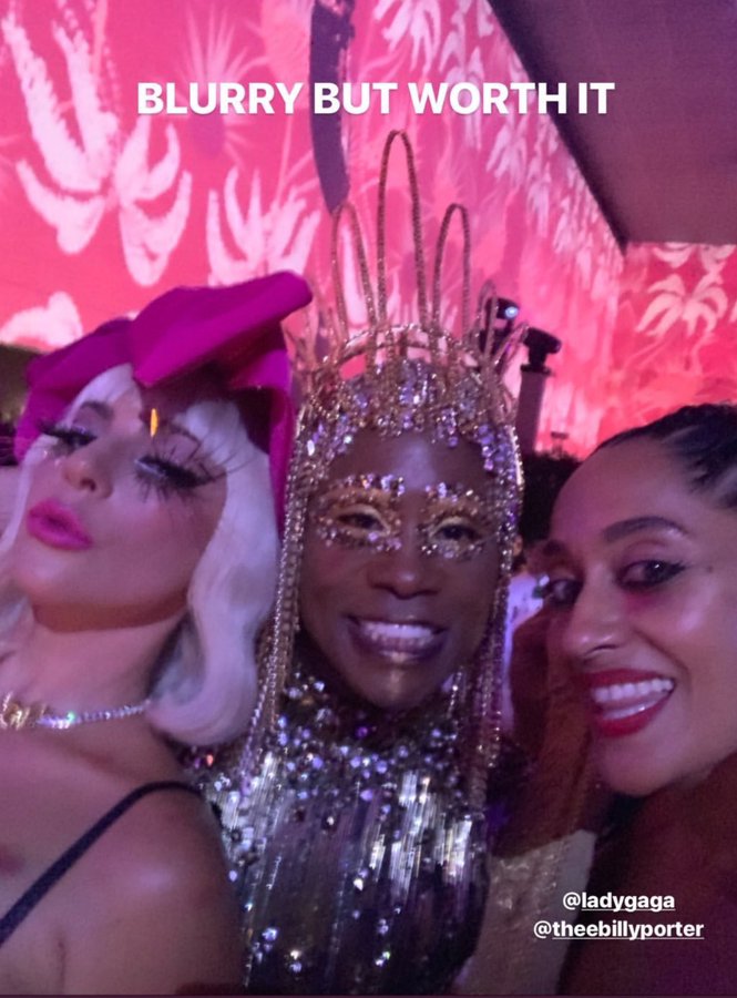 D5_4CgrXkAArE3r?format=jpg&name=900x900