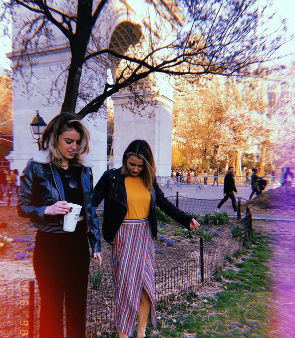 last few days alone til this hunni moves in 🥰 https://t.co/8n5Jn3TQfm