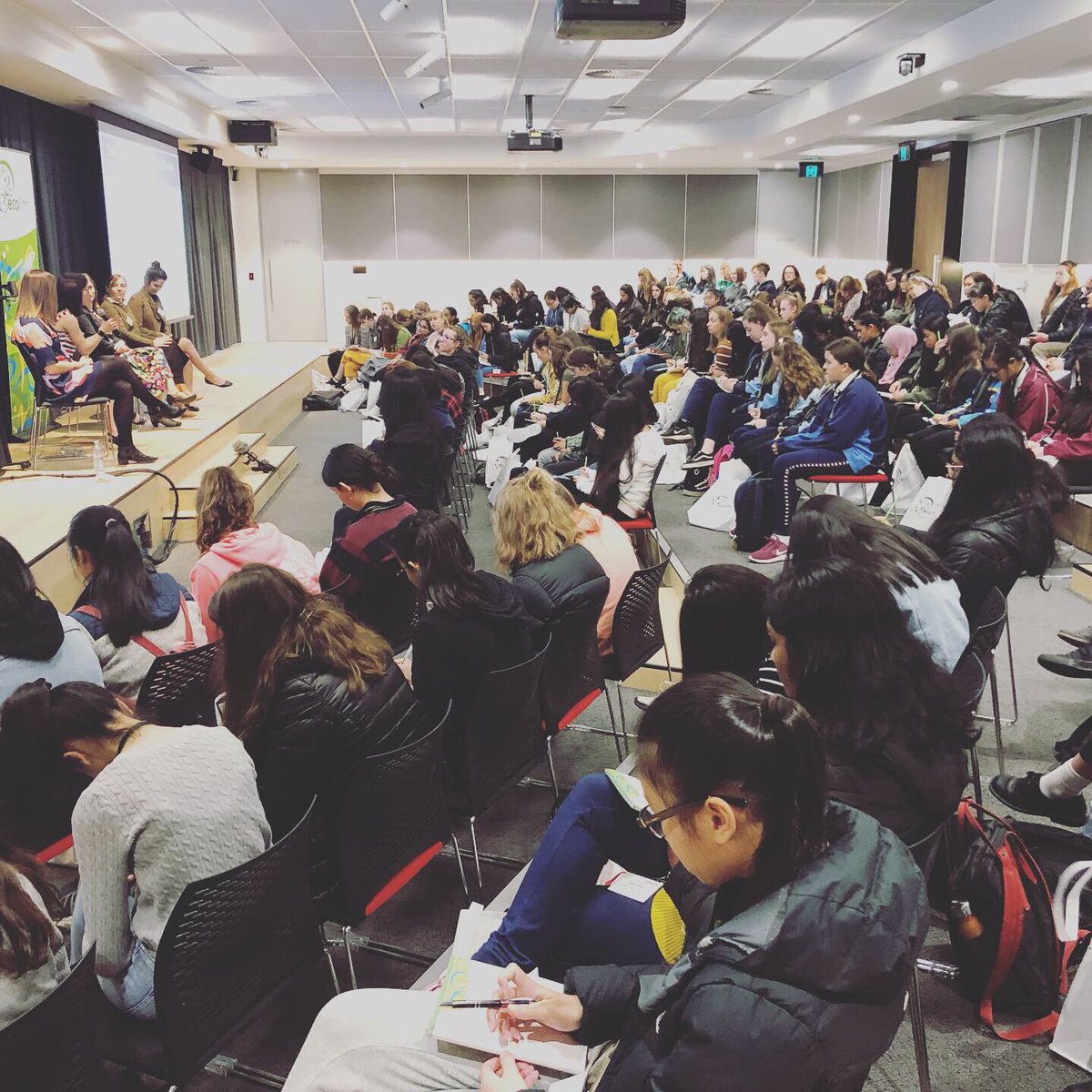 FlyingRobotSchl's tweet photo. The best partnerships are the ones built up over many levels. Y’day we helped #Ecolinc @Toyota_Aus showcase what it’s like to work in #STEM. Audience was 120 excited female students from Melbourne’s west. We hope to make a difference by driving the next generation of talent. 🤓💪🏽 https://t.co/E9u6ACZhdf