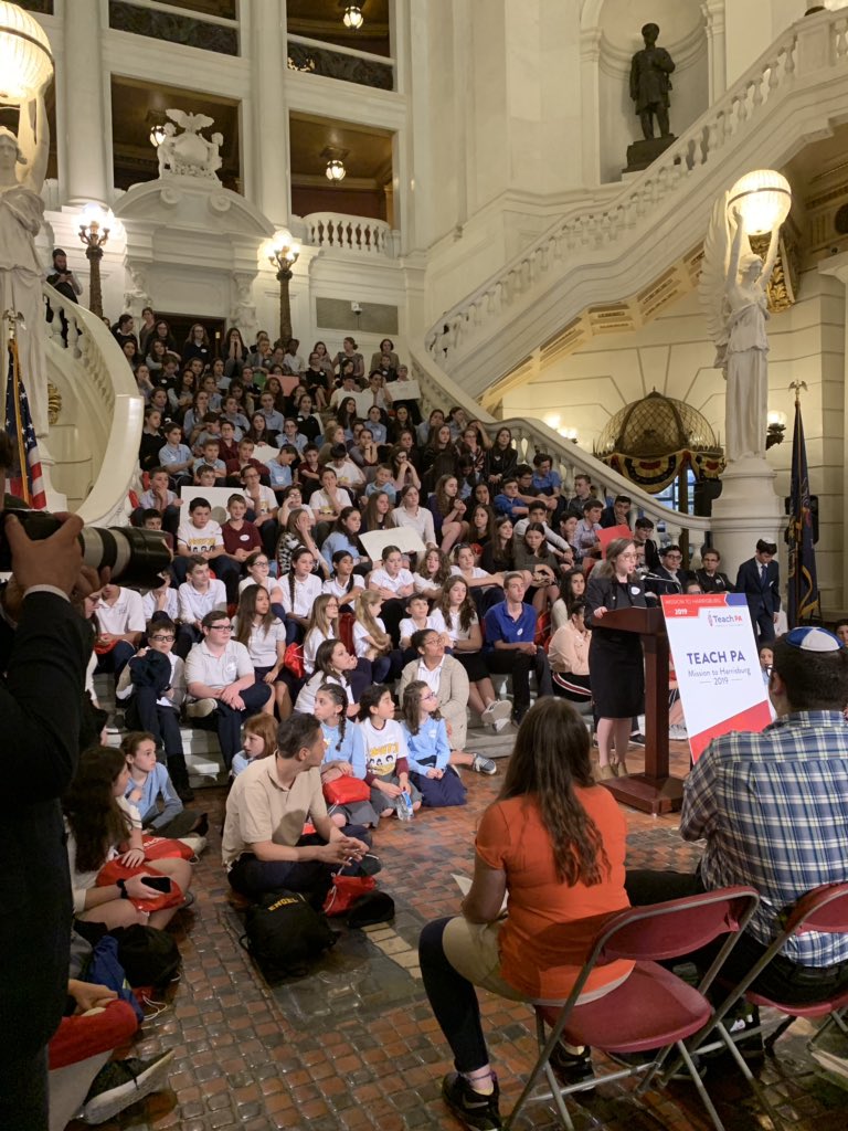 <a href="/OUAdvocacy/">OU Advocacy Center</a> <a href="/ArielleFM/">Arielle F.M.</a> <a href="/mlitwack/">Maury Litwack</a> Awesome to see all these kids together!