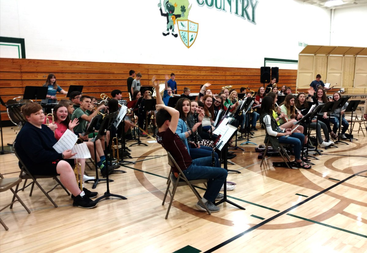7/8th Grade is ready to ROCK at tonight's POPS Concert!  #gocrickets <a href="/fccrickets/">Fall Creek School District</a>