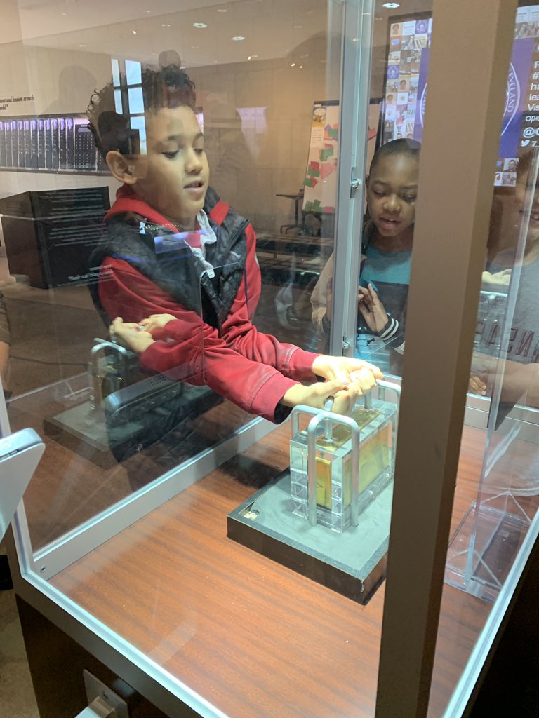 miss_curliss's tweet photo. Ss had a fun field trip day getting to learn about currency at the Money Museum, visiting the Hallmark Visitor’s Center, & getting creative at Kaleidoscope! Great way to spend a day in 4th grade! #isdstrong #isd4th #onpoint https://t.co/56QoVcnffW