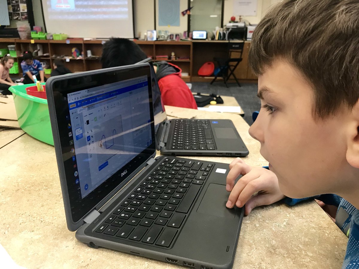 CampiHusnick's tweet photo. 5th graders discovering their passion as they create for our Maker Faire! @StevensonMakers  #Innovate54 #Makerspace #BeStevenson https://t.co/RZErhY5xmE