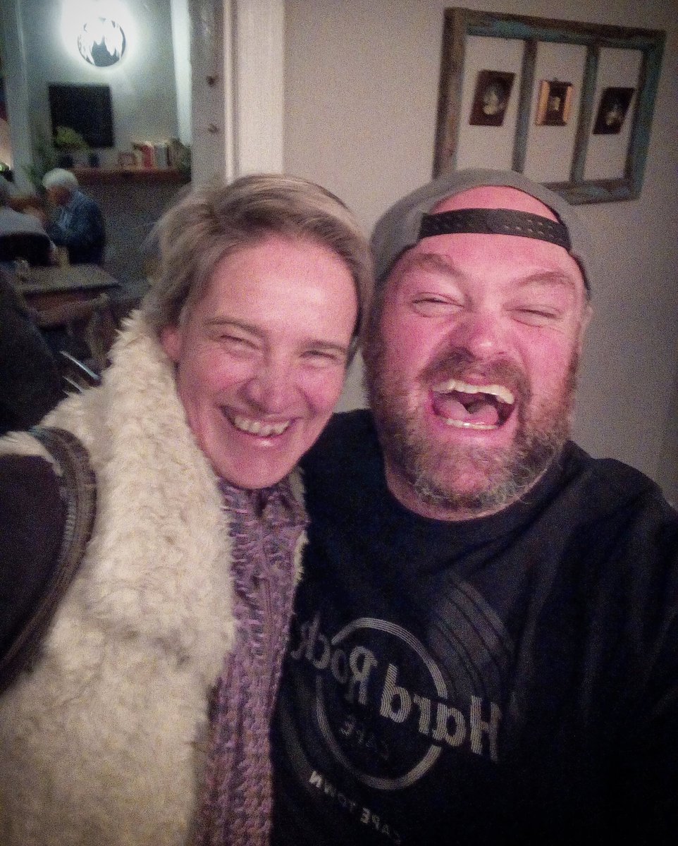 jamescapetown's tweet photo. 😁💝 ...and then I met Sally the owner of #DressMeUpRetroClothing store the downstairs neighbour of #HiddenLeafEatery in #Woodstock...quelle MINX!! 😎💝🇿🇦🌍 #traveltuesday #food #travel #CapeTown #SupportYourLocalResto #localguides https://t.co/PvTKsXNJWa