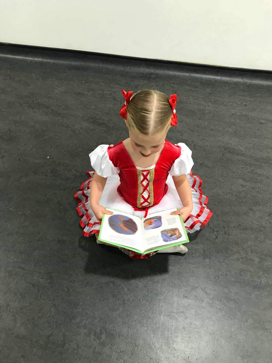rothwellarts's tweet photo. One of Rothwell Arts infant students #compdance #secretgarden https://t.co/G3jQuwdtjL