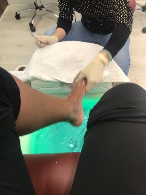 Playing with my feet https://t.co/MRGdSh4nfJ<a href="/tag/payme"class="tags"><span>#payme</span></a>