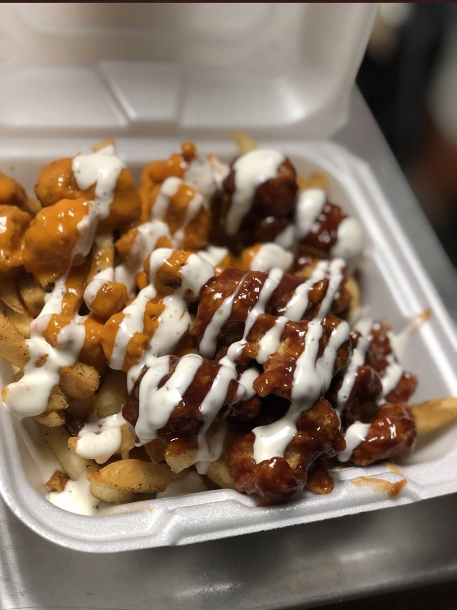 Tonight at <a href="/ZiggysBG/">ZIGGYS</a> !!! Please RT and share for your chance to win a FREE meal!!!
(Must be following to win)

Good LUCK!!!!😎