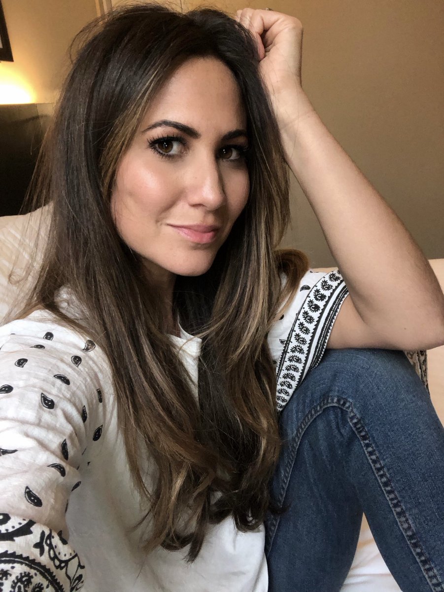 CiaraJanson's tweet photo. What? This nonchalant pose? 🥴
Hollyoaks, first look on E4 tomorrow at 7pm 
#milkingitmuch? 🥛@Hollyoaks #hollyoaks https://t.co/lK2d6b8uTC