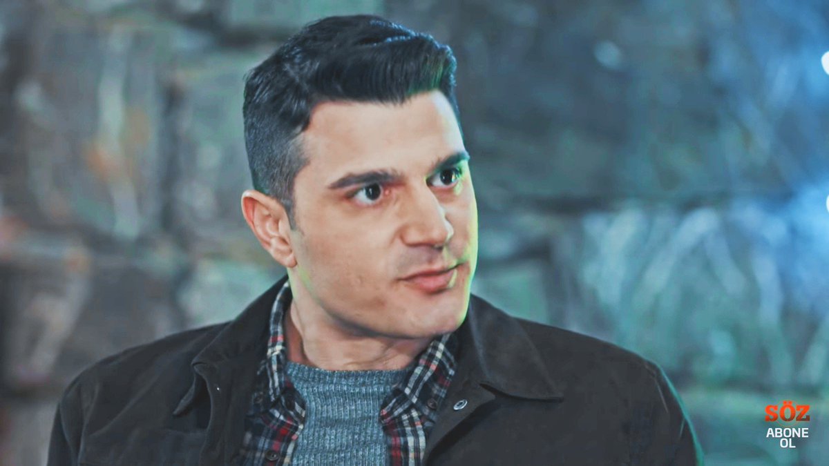 degisik_kisi's tweet photo. @uctebirigamze Ağzını yüzünü yediklerim 💘
#eyfet #meriçaral #buraksevinç #söz https://t.co/LEDUh5NfXy