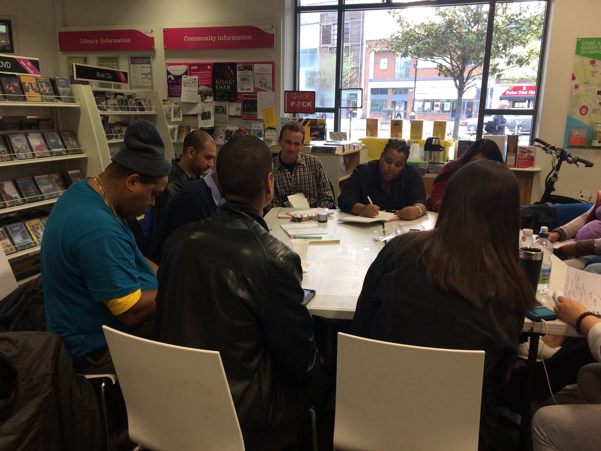 NewhamPoetryGrp tweet media