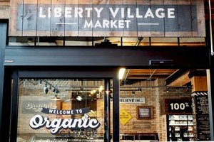 RetailInsider_'s tweet photo. ‘@OrganicGarage’ Aims to Become One of Canada’s Largest Natural Food Grocers with Multi-Year Expansion 🥭🥬 https://t.co/xhlUsqwzDe @MTone123 #RetailInsider #retail #groceryretail #organic #local #expansion #valuepriced #nationalexpansion https://t.co/VQNsCRfhkY