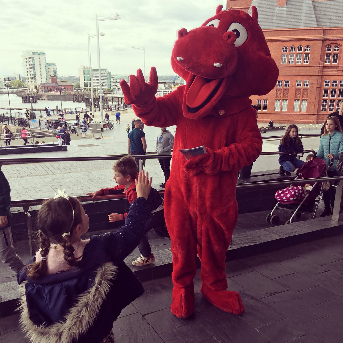 DebThomasWales's tweet image. Loved celebrating 20 years of Devolution with my little girl at the Senedd Jamboree yesterday #Devolution20 #politcsgeeks