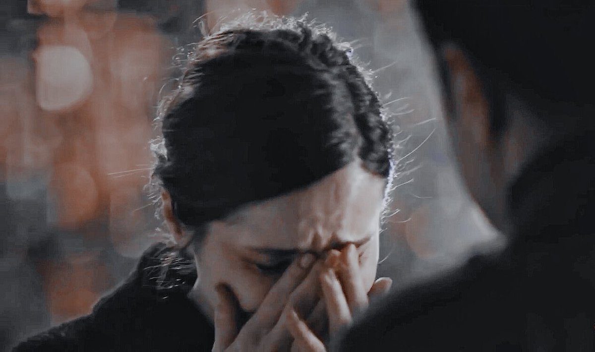 hepsimannyakk's tweet photo. @uctebirigamze evlat acısı 💔
#EyFet #MeriçAral #BurakSevinç https://t.co/NSvBomIHBl