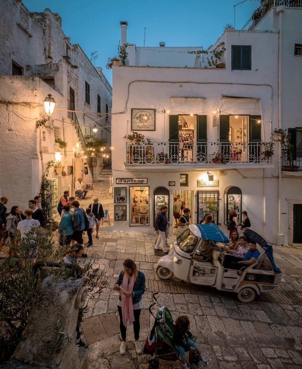 قرية البيروبيلو في ايطاليا