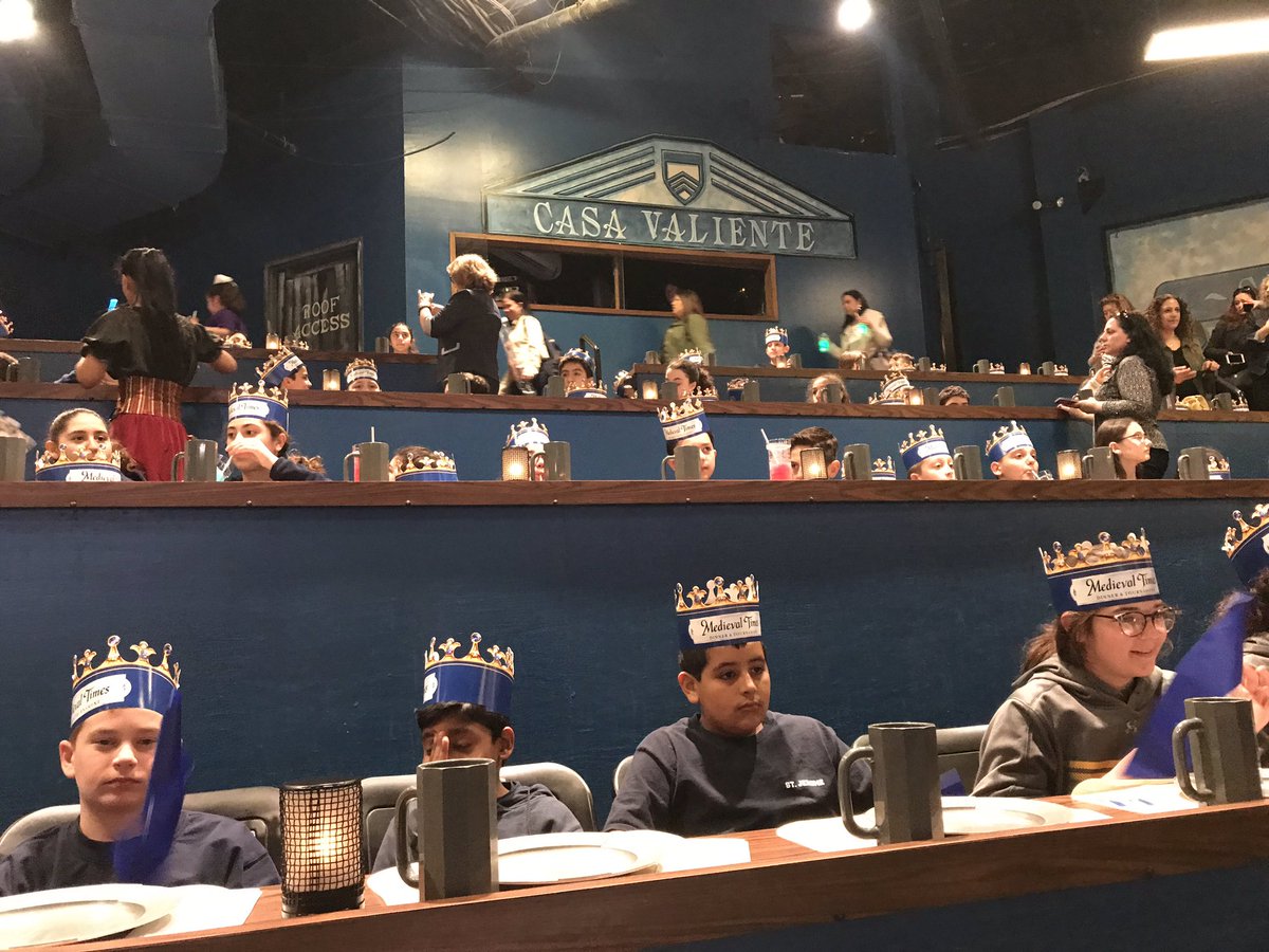 MsLaufenberg's tweet photo. Cheering for the Blue Knight! #saintjeromeschool #sjsisthebest https://t.co/RSJF6gT5tA