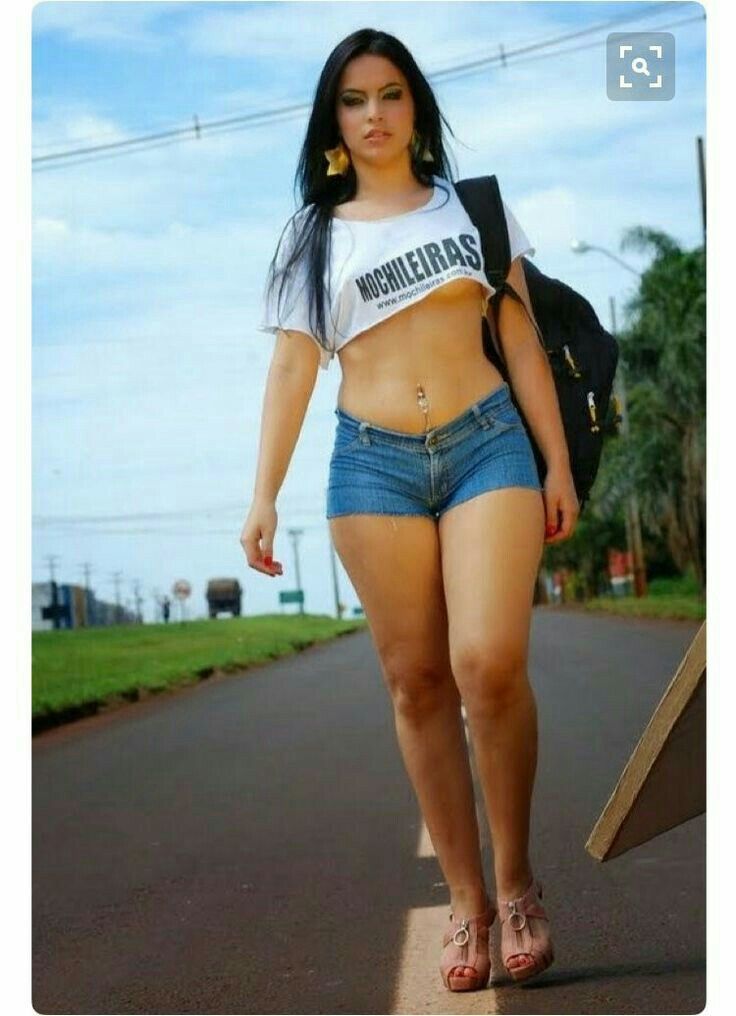 Contactos Mujeres on Twitter: "#Colombianas Do majority of Colombian women at the age 10s-30s prefer to wear such low rise jeans shorts especially in public(streets, shopping malls, nightclubs, etc)? https://t.co/WTlxRtEDTb https://t.co/XFoT4vJw4J" /