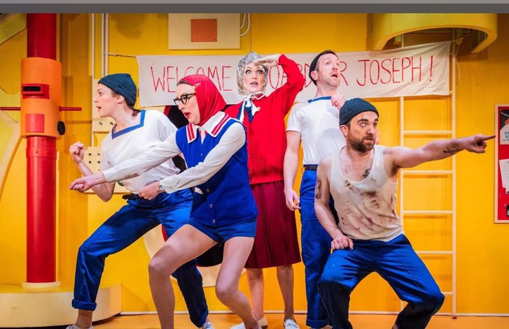 Mari Williams (@mari_williams) on Twitter photo My first Gilbert and Sullivan opera. HMS Pinafore.A brilliant show - loads of laughs. It’s on until Saturday at <a href="/KingsHeadThtr/">King's Head Theatre</a> <a href="/charlescourt/">Charles Court Opera</a> Photo: Robert Workman @thestandardarts My first Gilbert and Sullivan opera. HMS Pinafore.A brilliant show - loads of laughs. It’s on until Saturday at <a href="/KingsHeadThtr/">King's Head Theatre</a> <a href="/charlescourt/">Charles Court Opera</a> Photo: Robert Workman @thestandardarts