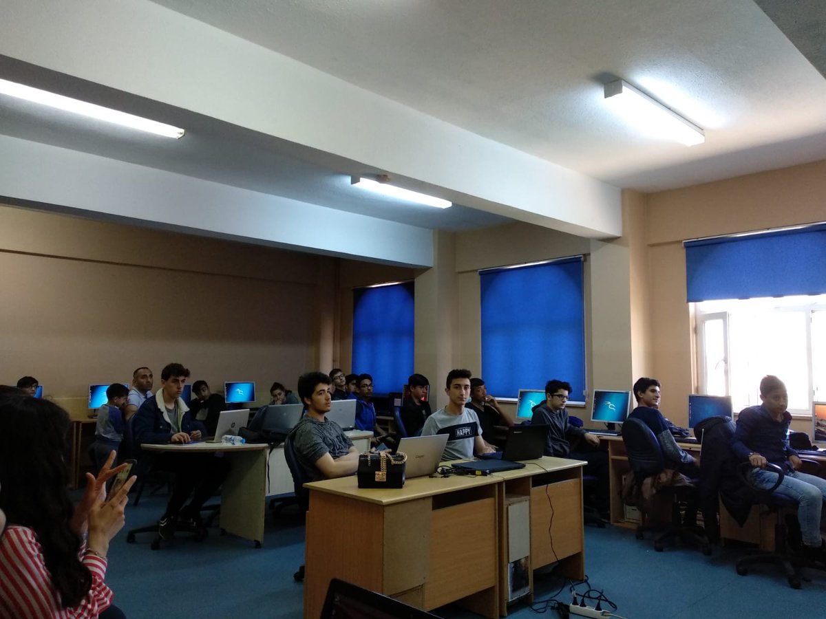 sibergazitr's tweet photo. Bu haftasonu Canik IMKB Anadolu Lisesi'nde @omusiber ile beraber verdiğimiz eğitimden kareler... Eğitime katılan herkese teşekkür ederiz :) https://t.co/31Tkr3v3uw