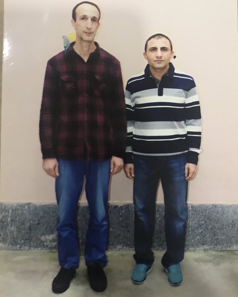 Muzaffer Akengin
Tekirdağ zindanından...
Açlık grevindeki vekillere ve özellikle Analara çok selam söylediler.