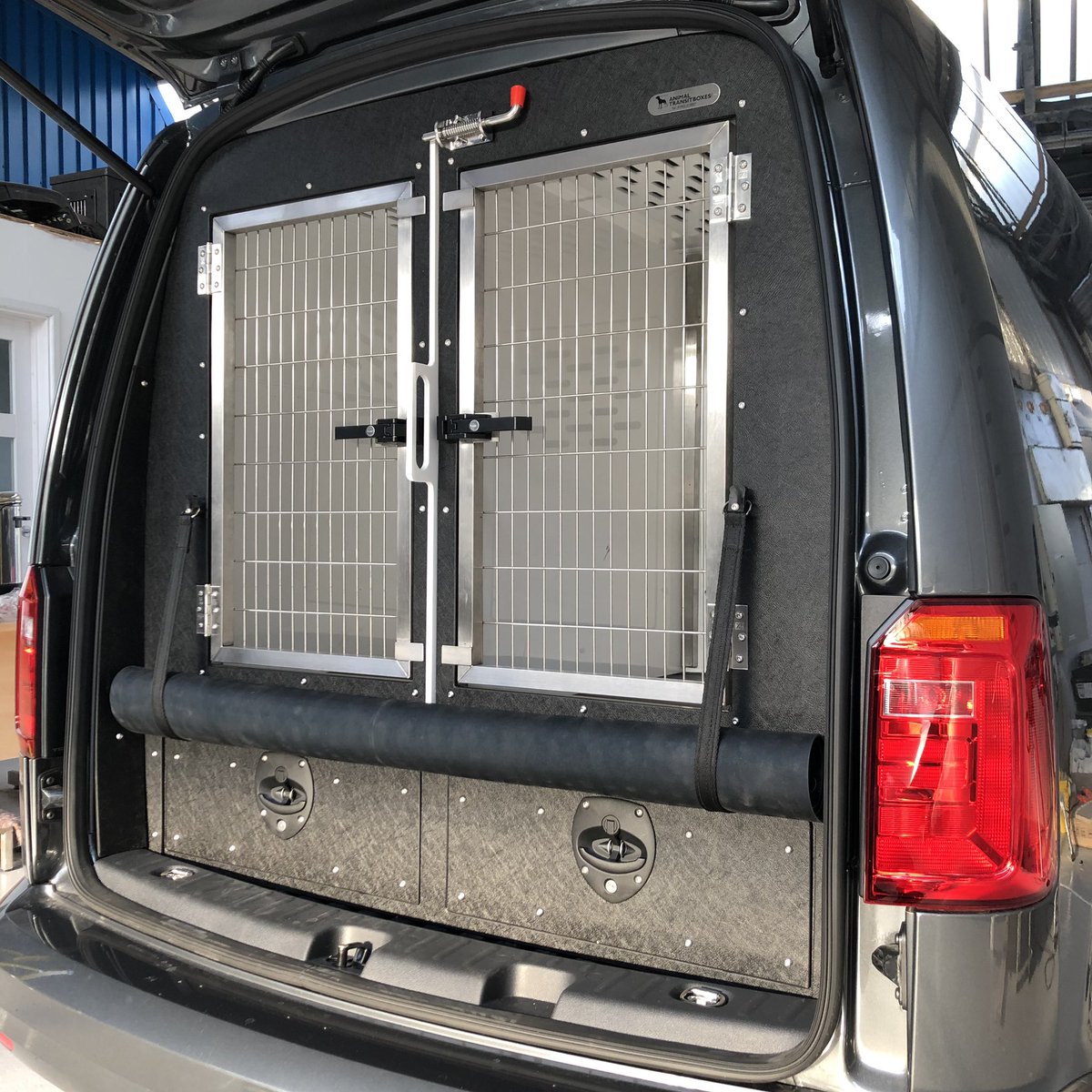 Animal Transit Boxes On Twitter Vw Caddy Custom Built Dog