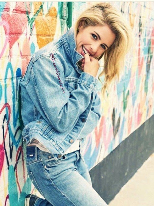 QueenNOverWatch's tweet image. #NewProfilePicture