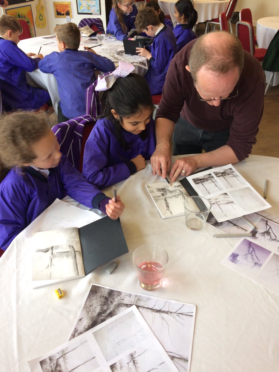 EPSArts's tweet image. A few images from today’s workshop @BromsSchool by artist Mark Lippett! Many thanks our pupils enjoyed it! @EdenhurstSchool #EPSInspire