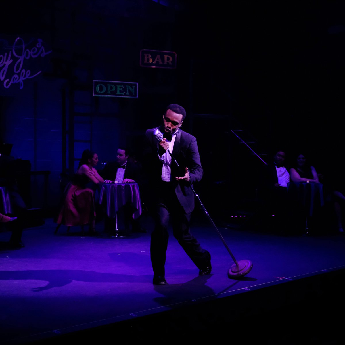FirehouseArts's tweet photo. Here are just a few stellar moments from @trivalleyrep's production of "Smokey Joe's Cafe"! There's only one more weekend for you to see these and more in person at the Firehouse. Tickets available online, over the phone or at the Box Office. #firehousearts #smokeyjoescafe https://t.co/cLLJE7nJka