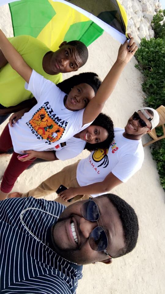 styronep's tweet photo. 😩‼️ Jamaica me please https://t.co/5boikDiJIv