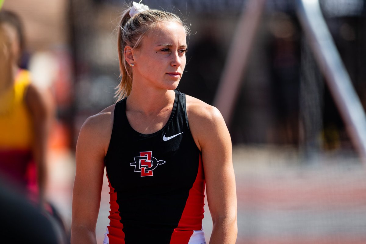 AztecTFXC's tweet photo. Asia Smith &amp; Sara Absten about to get going in the heptathlon. They’ll compete in the 100m hurdles, high jump, shot put and 200m today before wrapping up tomorrow afternoon.
Live Results: https://t.co/szGKg7ZYiq
Watch on FloTrack ($): https://t.co/m56QhiNDo5 https://t.co/IGOkaILXiu
