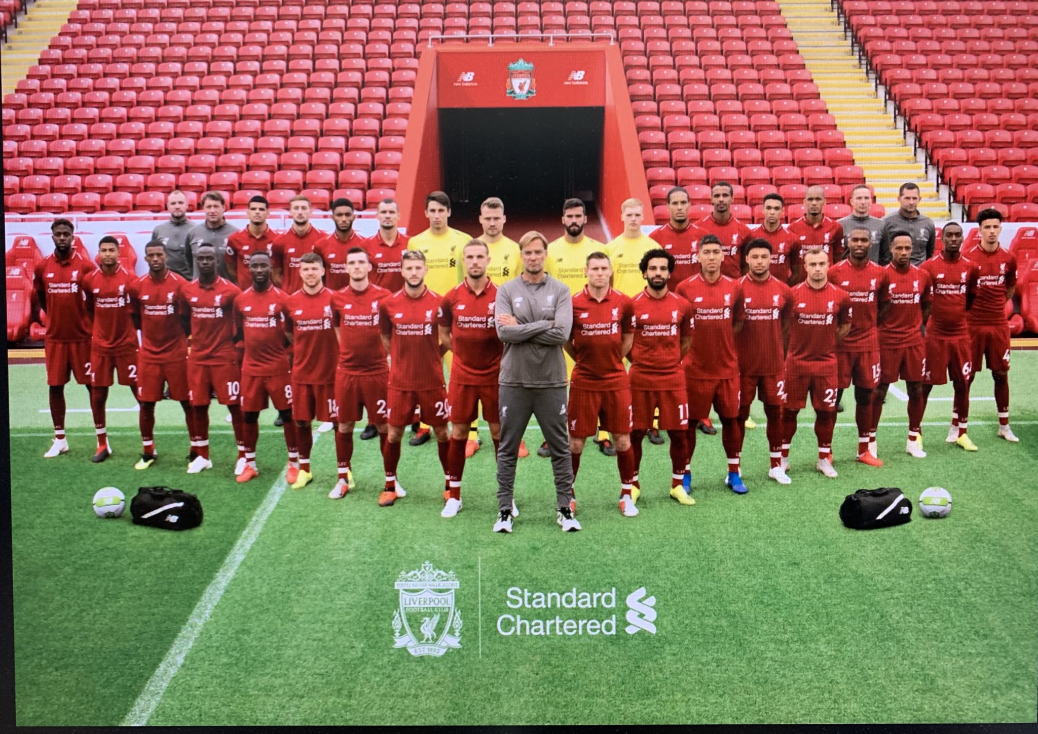 バラックさん Ingで進行形 2nd終わってからいいたかったんだけどさ この集合写真かっこよくない 合成かもしれないけど この構図はすごい T Co S2exerjifn Twitter