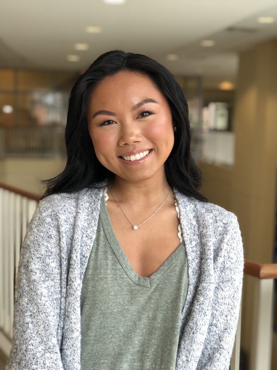 UofSAdmissions's tweet photo. Meet Sam β19! She is a psychology major from Long Island, New York. Read more on our Facebook page: https://t.co/8ETcV3JTEm #ScrantonStudents https://t.co/Eyn7DQ5GgA