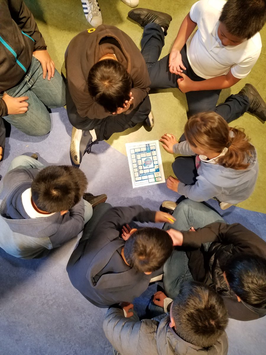 BusdSummerdale's tweet photo. Independence High School biology students came out to teach Creeks to Class and promote water awareness for our 4th and 5th graders. The high schoolers did great and our students really enjoyed the experience. https://t.co/6yPcwtLP8o