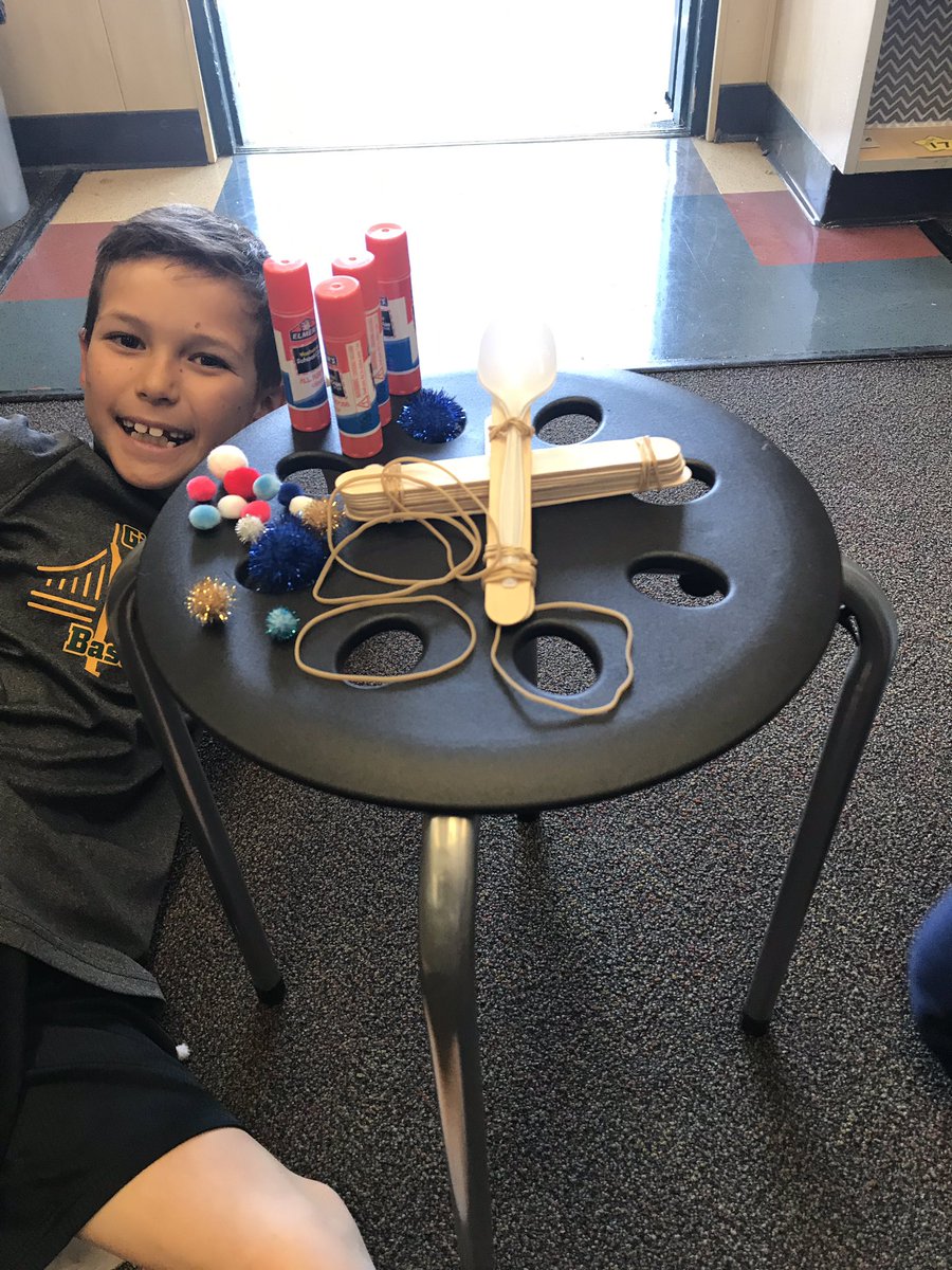 Country Lane tweet media