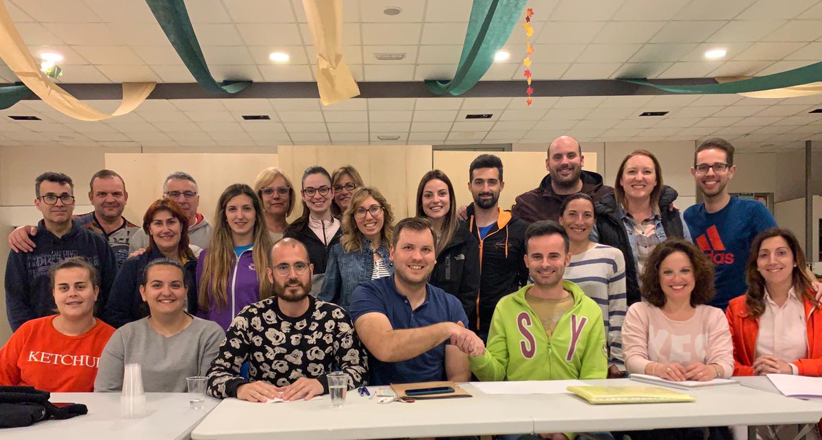 CorredorFalles's tweet image. La Falla Pl del Cid de Fed-JLF #Algemesí renova🤝un any més 👨🏻‍🎨Victor H.Giner: 20 falles consecutives infantils i 17 grans #Falles2020 #EscoladelaRibera #FitxaFalles #RiberadelXúquer #Falles #法雅节 #Фальяс #Art #искусство #アート #艺术 #예술 #Kunst #कला facebook.com/CorredordeFall…