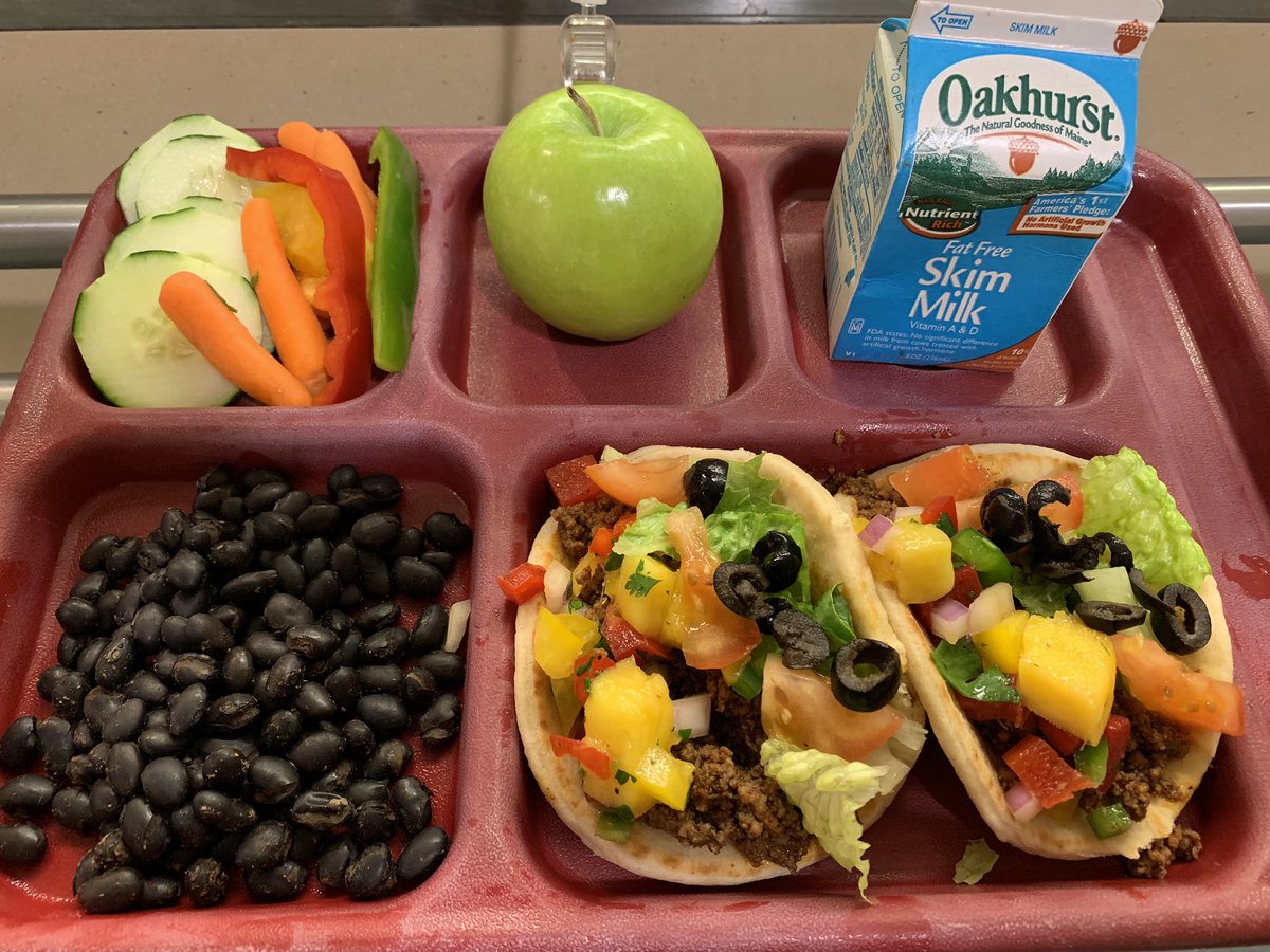 Lunch4KidsRSU14's tweet image. #tacotuesday at all RSU14 schools today! Complete with our new #mango salsa!  #SchoolLunch keeps getting better and better!  Fruits &amp;amp; veggies, whole grains, delicious!#healthyfoodfuelshungryminds @JeanneReilly16 @Supt_RSU14