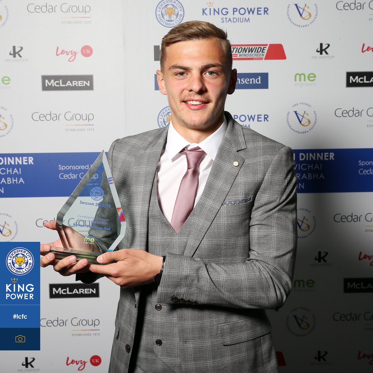 LCFC's tweet photo. Academy Player of the Season - Oliver Bosworth 🏆
Development Squad Player of the Season - Kiernan Dewsbury-Hall 🏆

Well done, lads! 👍 https://t.co/IvgCceXP4z