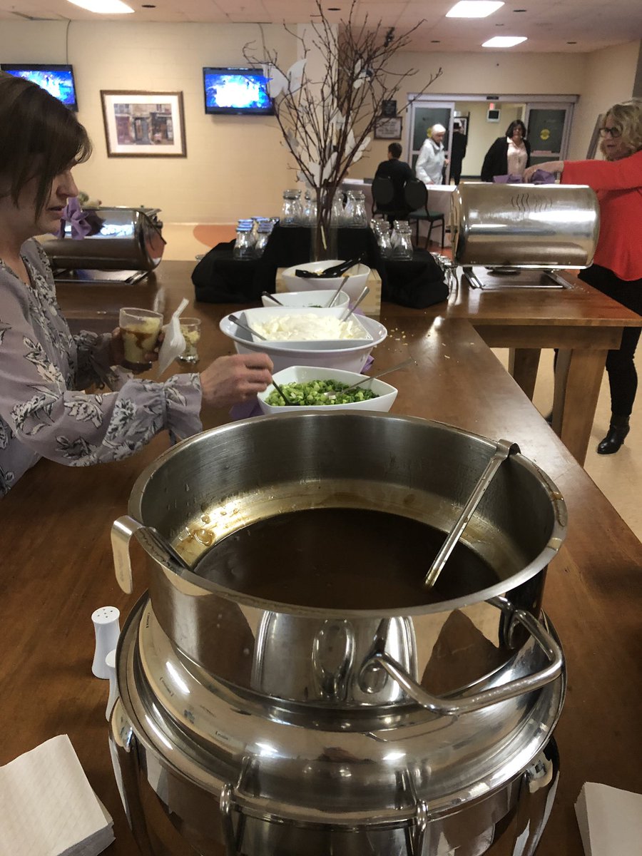 OurForte's tweet photo. Mashed potato bar? Yeah we did! #delish #foodstations #yummyfood @WAYSmhs https://t.co/BiPQ9KYWCN