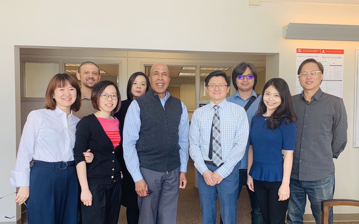 DLResearchLab's tweet photo. Thank you Dean Pope-Davis for visiting @DLResearchLab today. He shared great insights guiding our vision of research and practice to improve teaching and learning!!!  @OSUehe https://t.co/Cqc2Gi3U0X