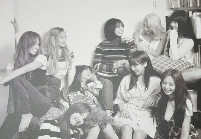 TWICEZONEBR's tweet image. INFO|190507

Estamos esperando o pronunciamento de alguma fonte confiável para podermos dar mais informações. 

#TWICE #트와이스