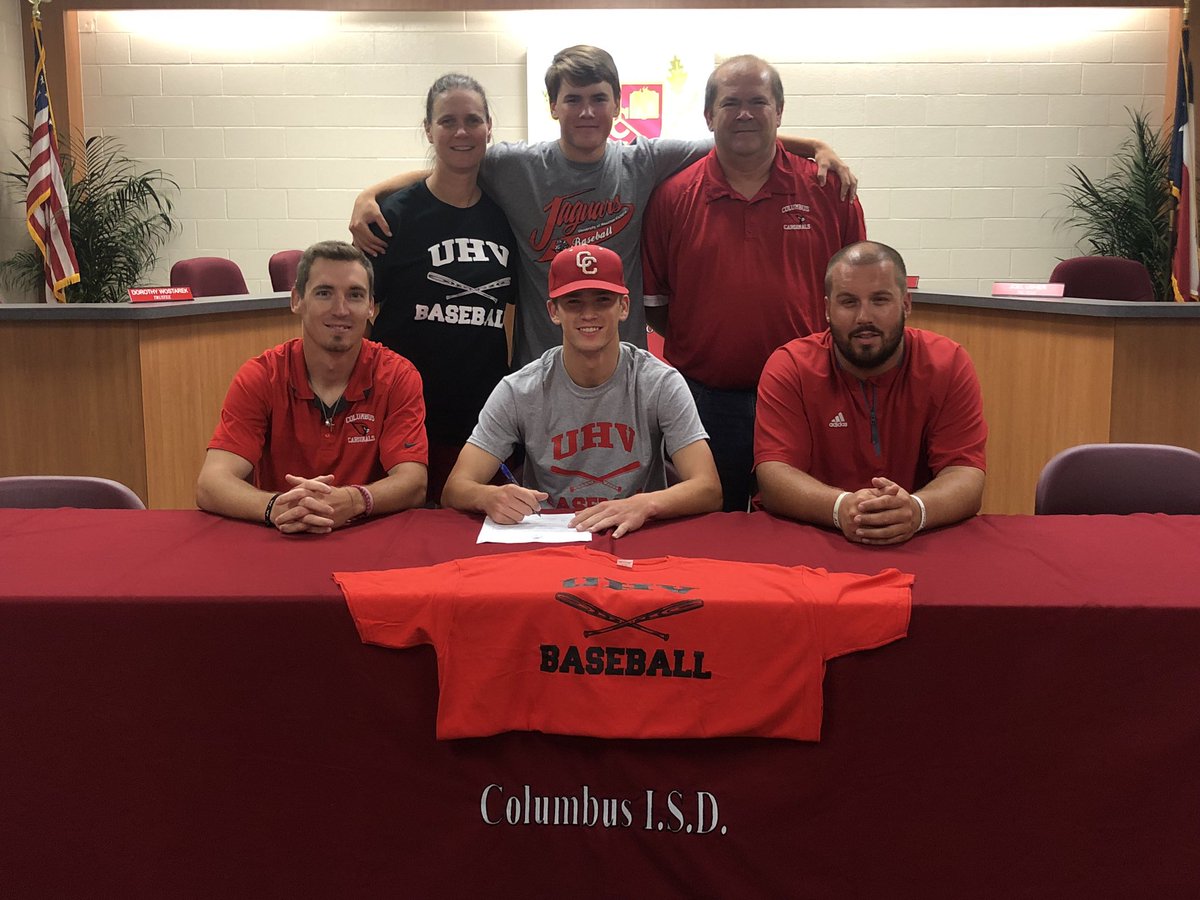 HaydenLeopold's tweet photo. Beyond blessed to announce that I have signed to further my education and baseball career at the University of Houston Victoria. Thank you to everyone who has supported me and helped me accomplished my goal of playing at the next level. Can’t wait to be a Jaguar! @UHVJAGUARS https://t.co/bxC1F8faOY