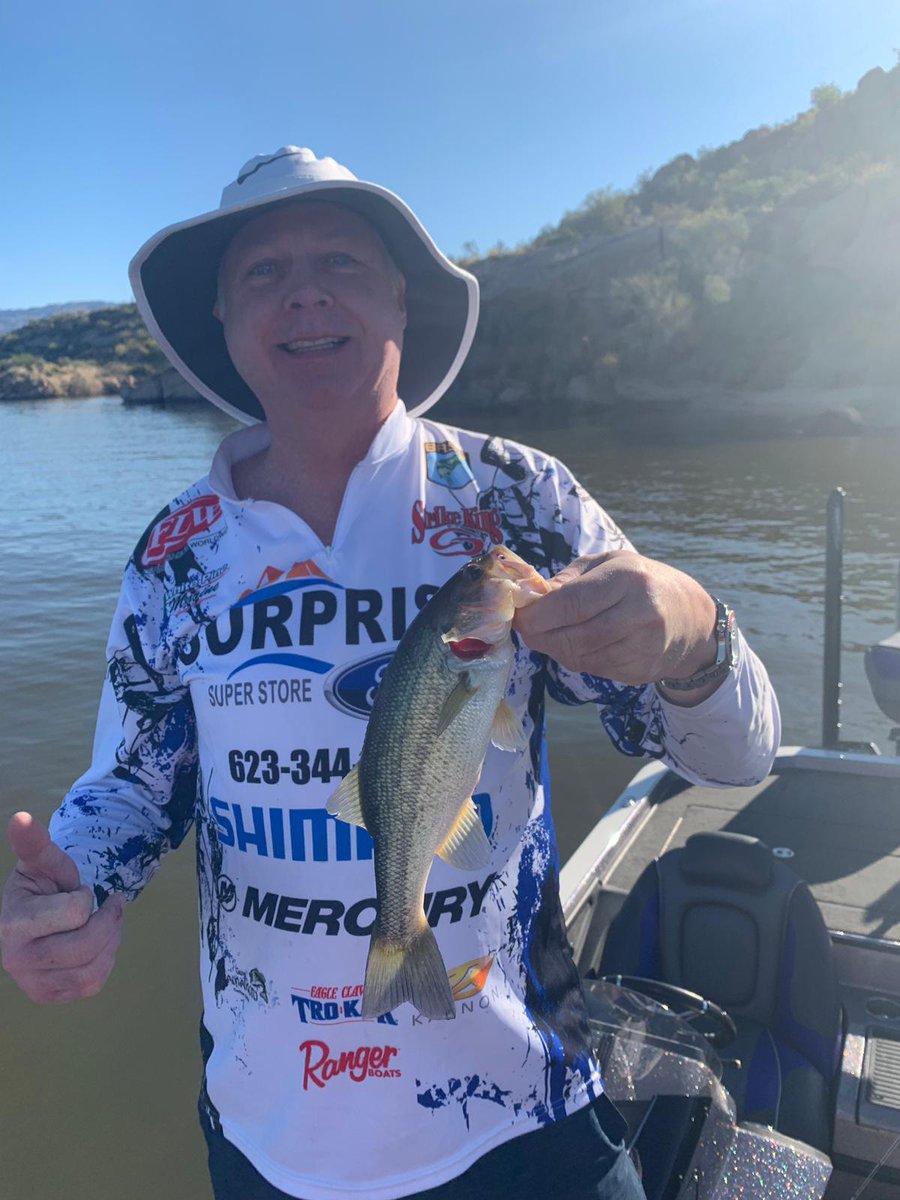 HickeyNum1's tweet photo. I've been so wrapped up in everything lately I almost forgot how beautiful #ARIZONA is! Thankfully I was able to spend some time fishing at Barrlett Lake with Robert Hubler to refresh my memory! We didnt catch a lot, but we had a ton of fun! Thanks again, Rob! #BassFishing 😁☝️🎣 https://t.co/I85aCHmn8u
