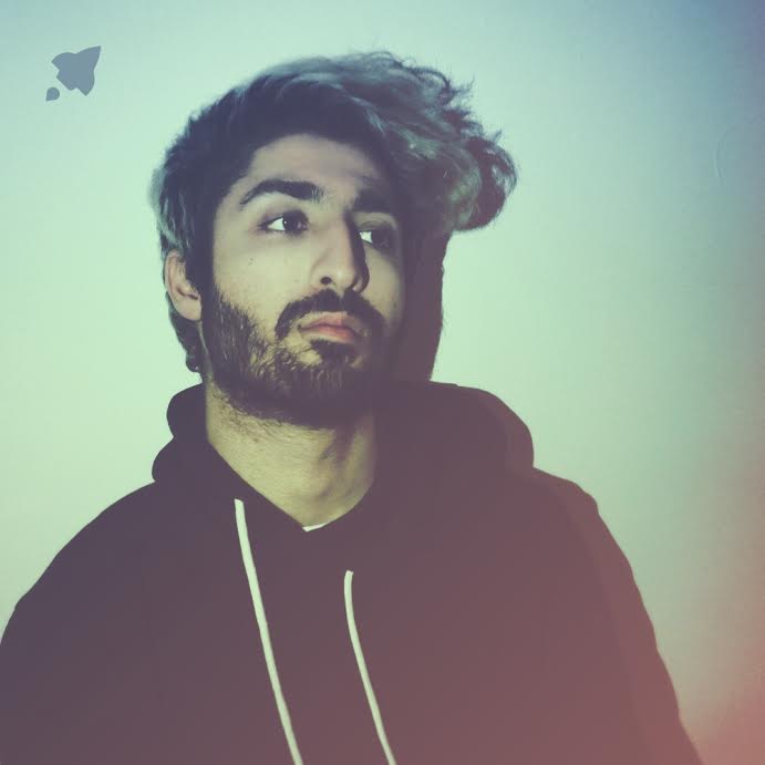 LiveListenShare's tweet image. You ever just feel like disappearing? Packing up your life and going somewhere you've always dreamt of? That's what Sal The Musician did. Check out his Liner Note on the site, and stream his single, "Low" right meow! 

bit.ly/plp_salln